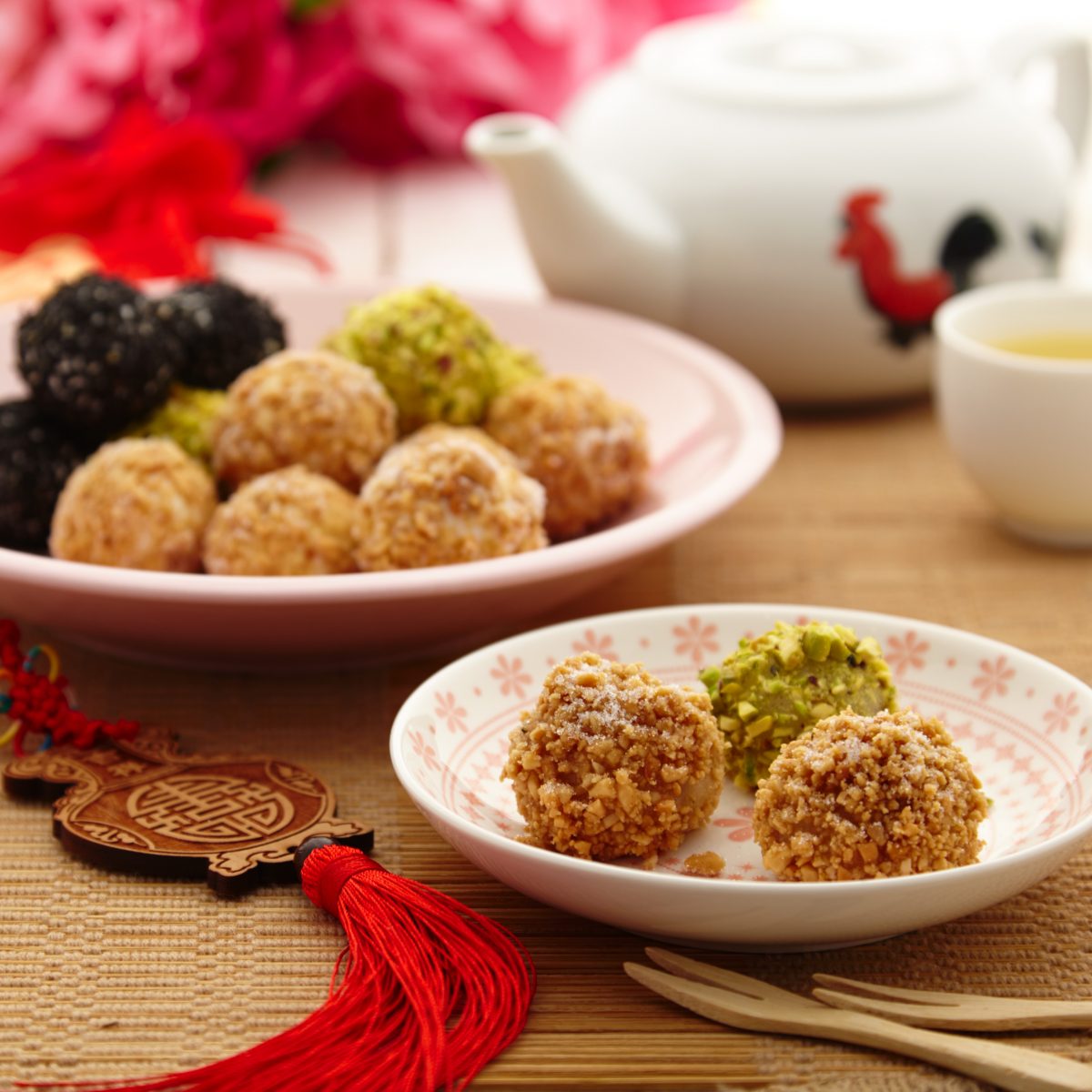 Tong Yuen Coated with Salted Peanut Crunch QL Kitchen