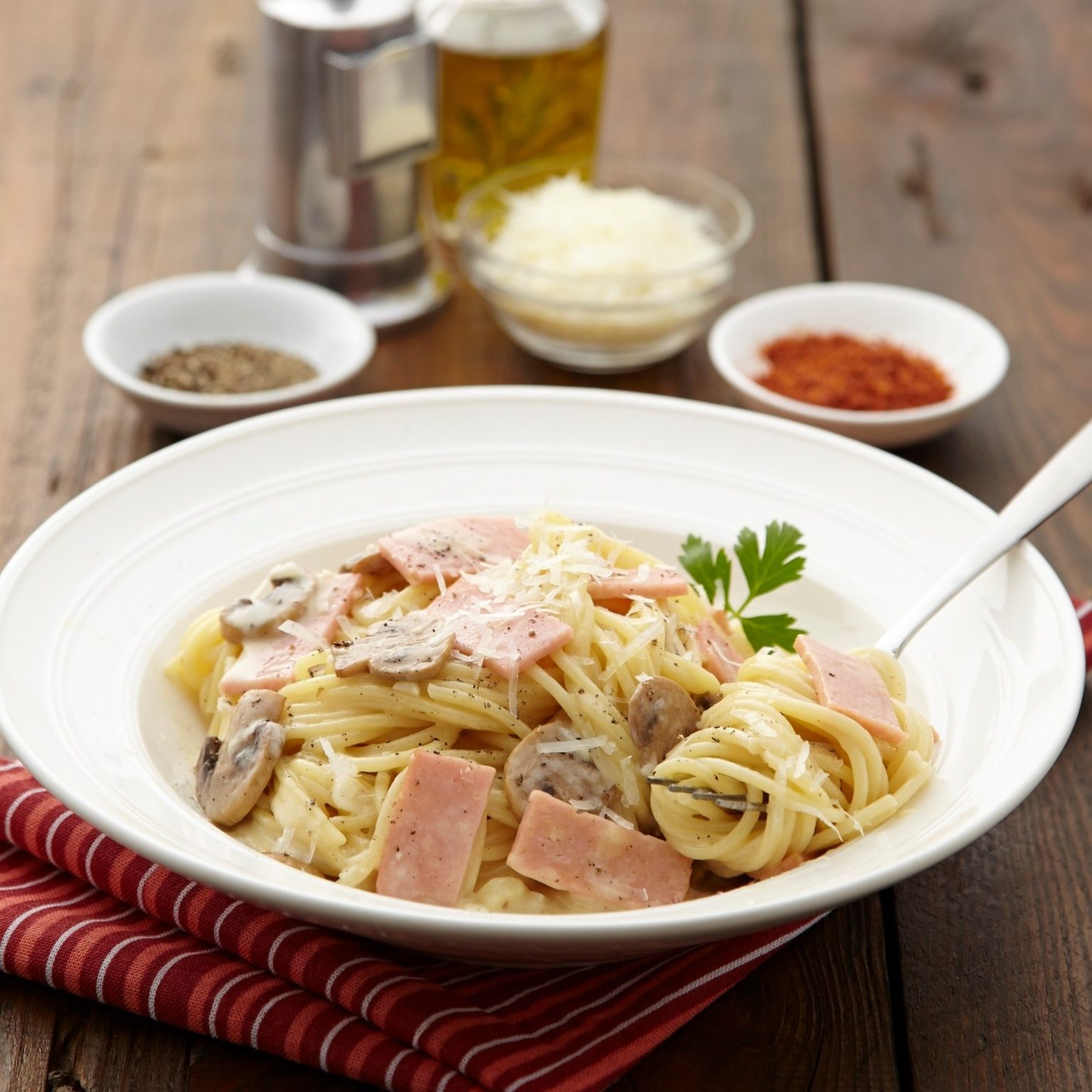 Spaghetti Carbonara - QL Kitchen